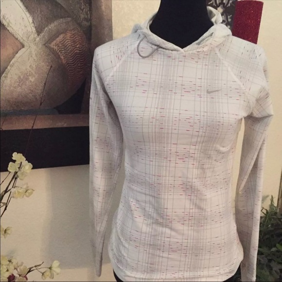 Nike Tops - Nike Dri Fit long sleeve