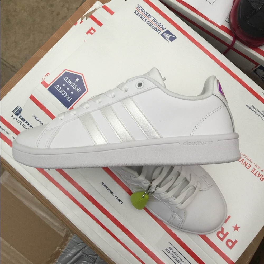 Adidas authentic display item unworn women's US 6