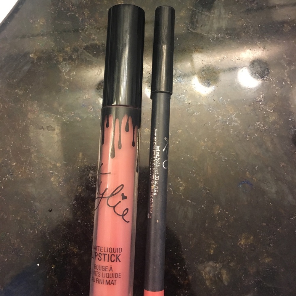 Kylie Cosmetics Lip Kit "Koko K"