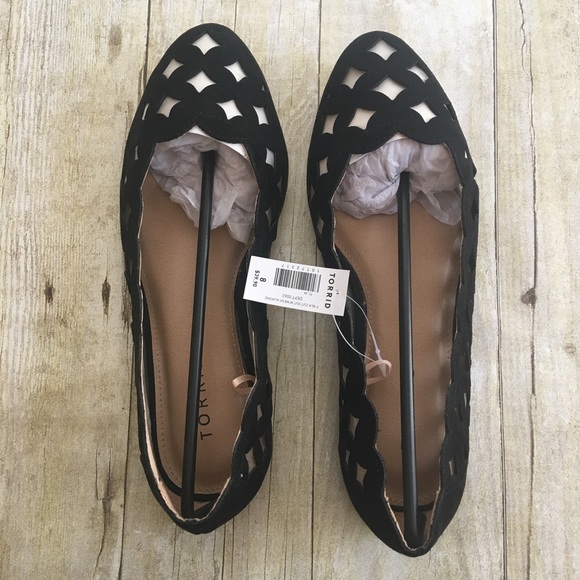 Torrid Black Cut Out Mesh Almond Toe Flats - Picture 6 of 6