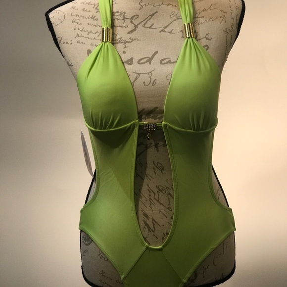 ππNWT Sexy monokini one piece cut out swimsuitπ - Picture 7 of 8