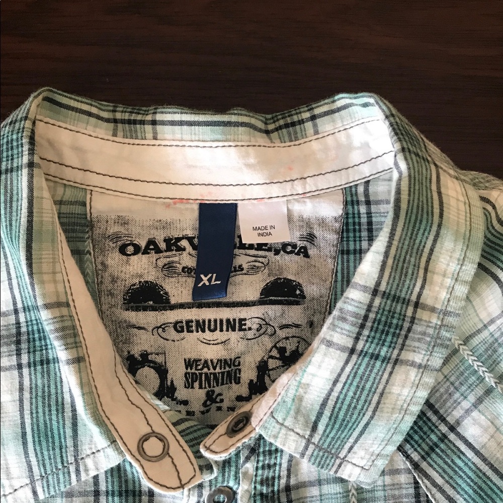 H&M button up - Picture 3 of 3
