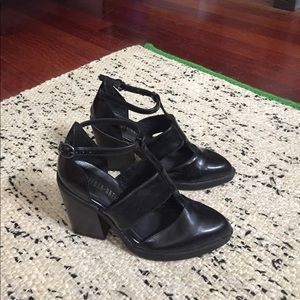 Chelsea Crew Leather Chunky Heel