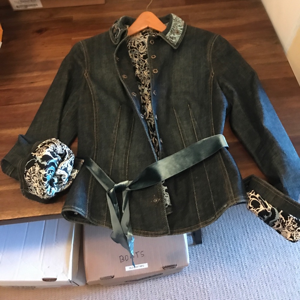 Jeans jacket with silk lining( Elie Tahiti)