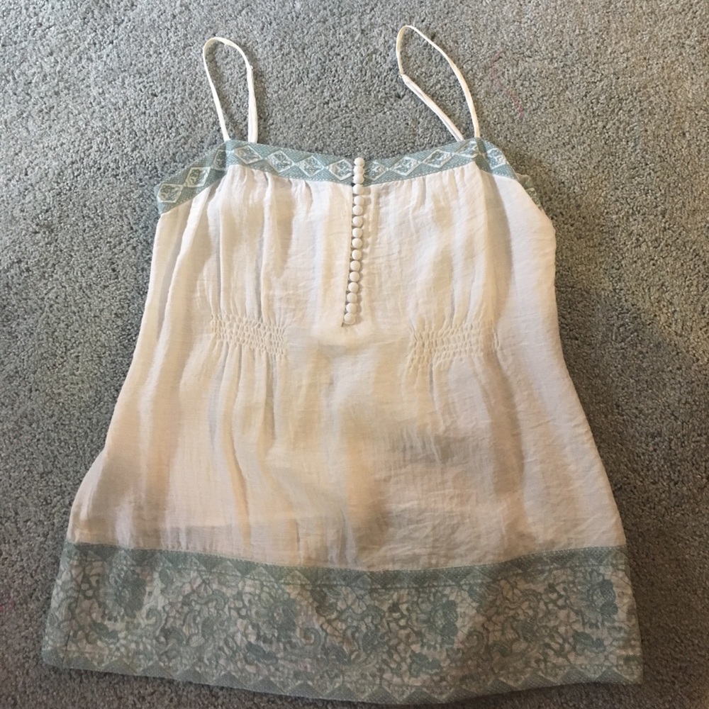White and turquoise tank