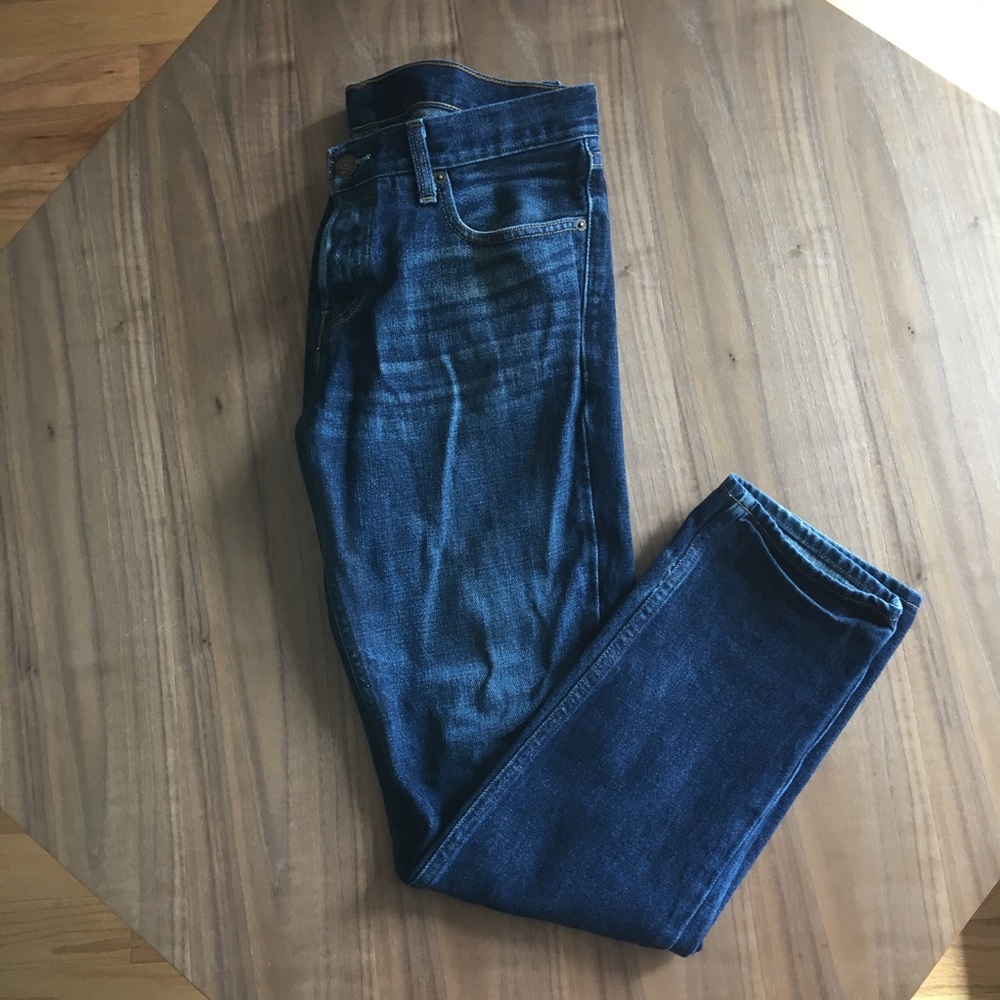 Hollister jeans