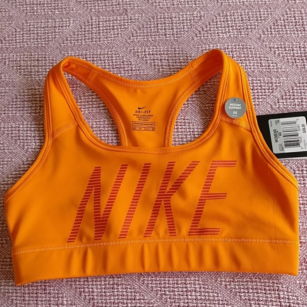 New - Nike Victory Compression Sports Bra