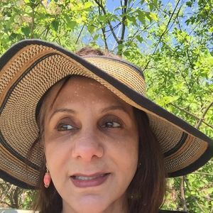 Meet your Posher, Neera