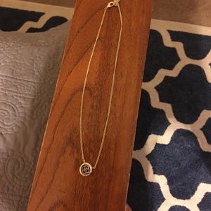 Kendra Scott necklace