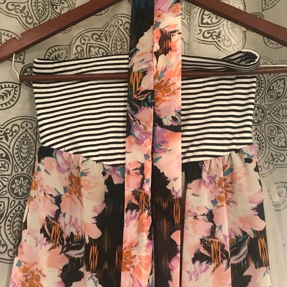 Stripped top with floral skirt dress - Picture 2 of 3