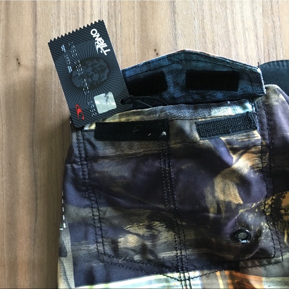 O'Neill short boardshorts - Picture 3 of 3