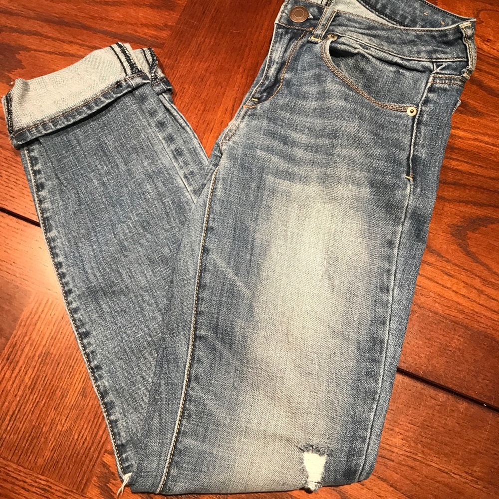 Skinny Stretch Cuffed Ripped Jeans