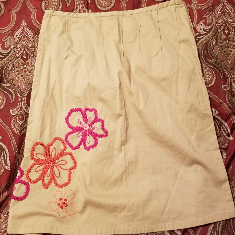 Janesville Tan Skirt with embroidery flower size 4