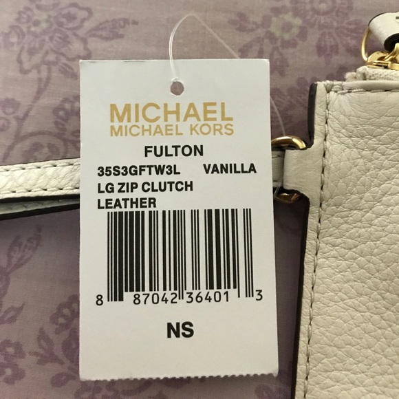 Michael Kors Fulton Large Zip Clutch - Picture 2 of 4