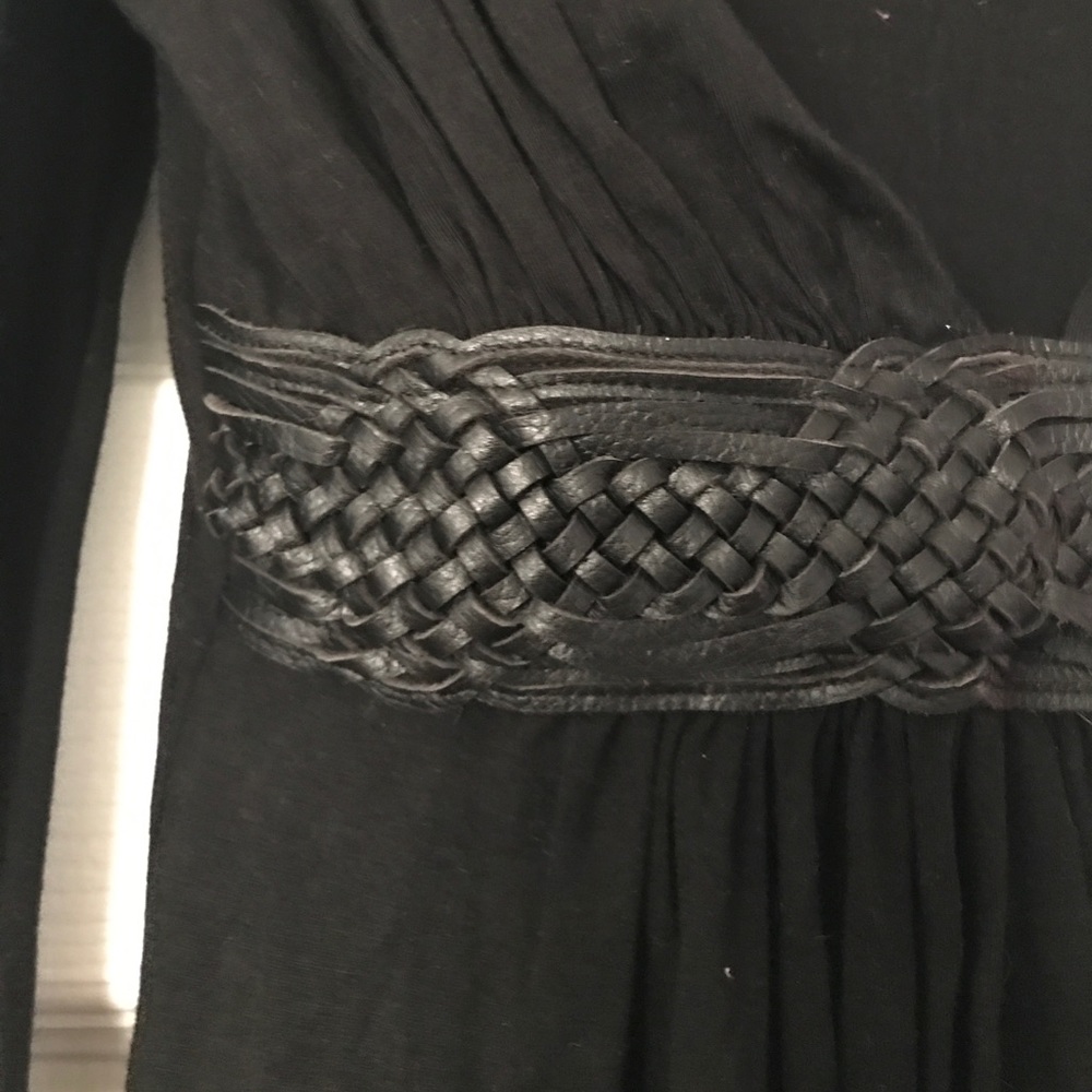 Top - Picture 2 of 4