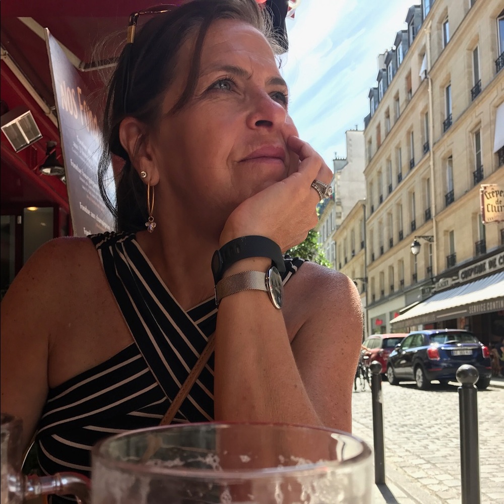 Meet your Posher, Yvette