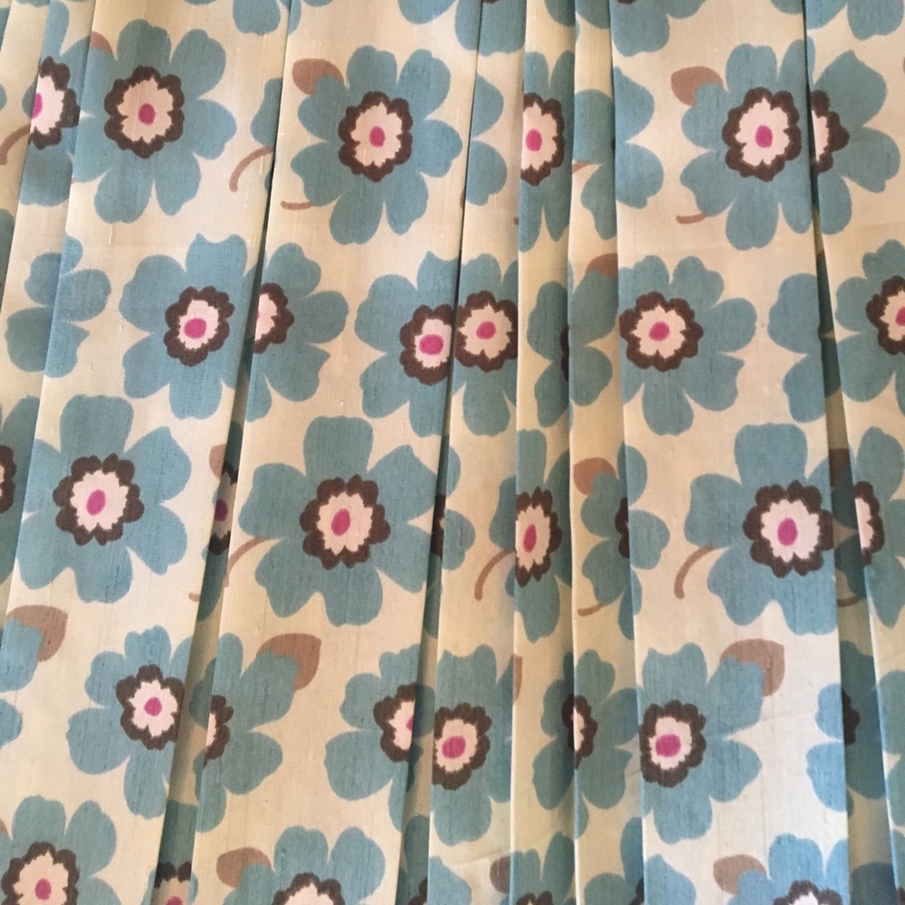 NWOT Vera Wang skirt - Picture 2 of 2
