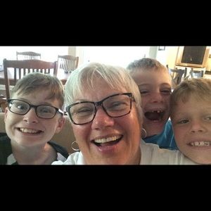 Meet your Posher, Jacqueline