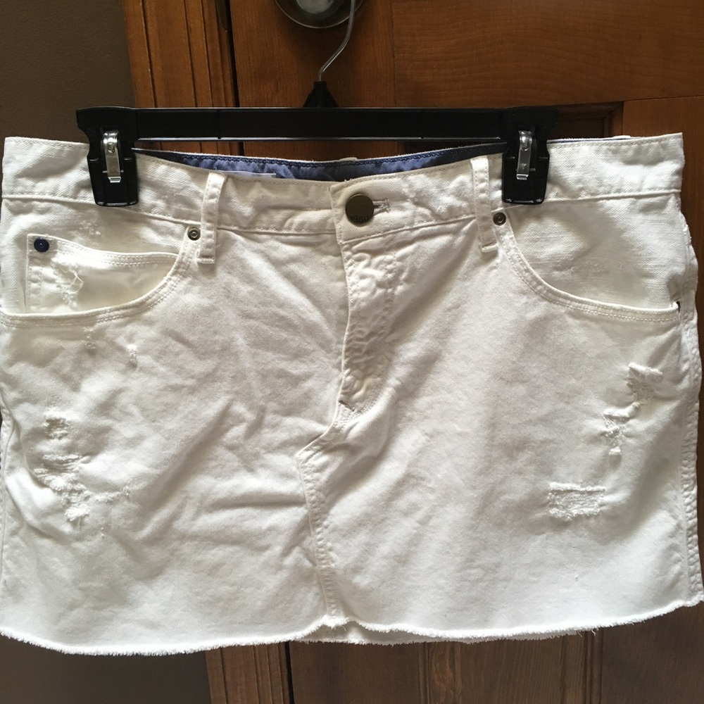 Gap white denim mini skirt