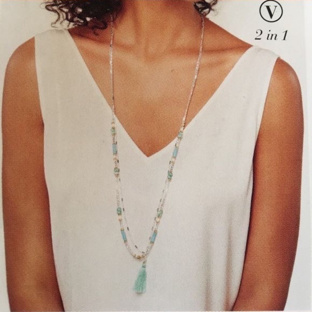 Stella & Dot Costa Necklace 💙