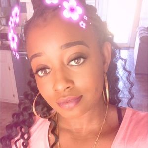 Meet your Posher, Destiny