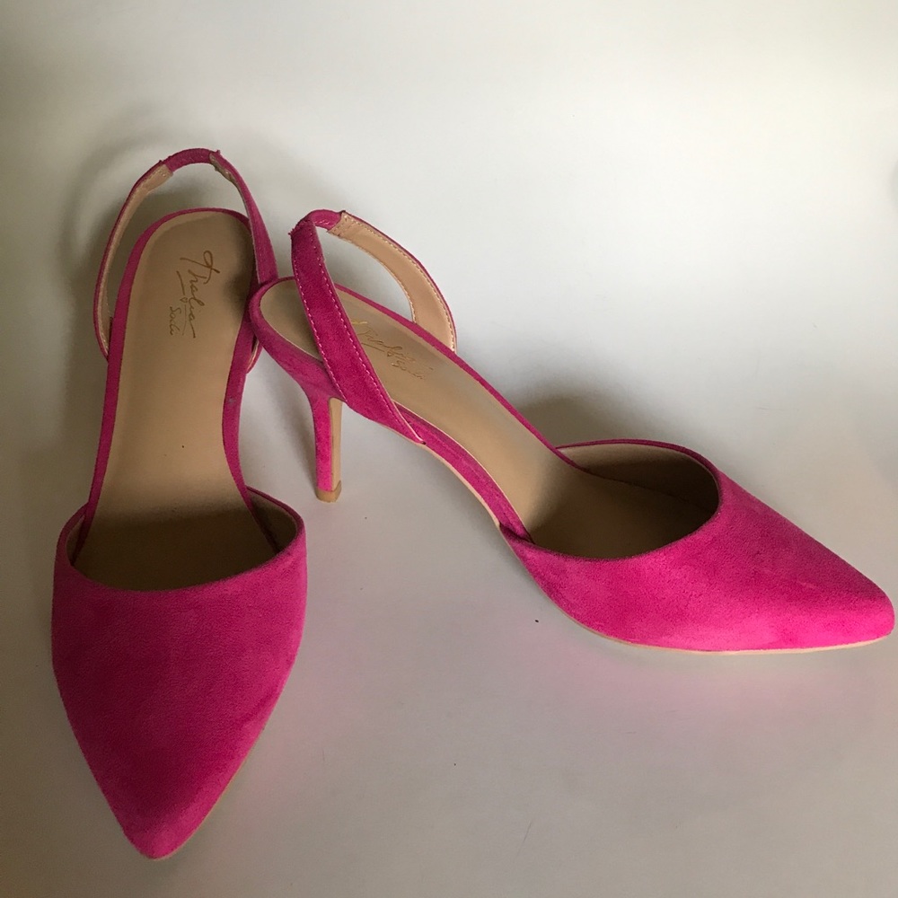 Thalia Sodi Pink Suede Pointy Heels Size 6
