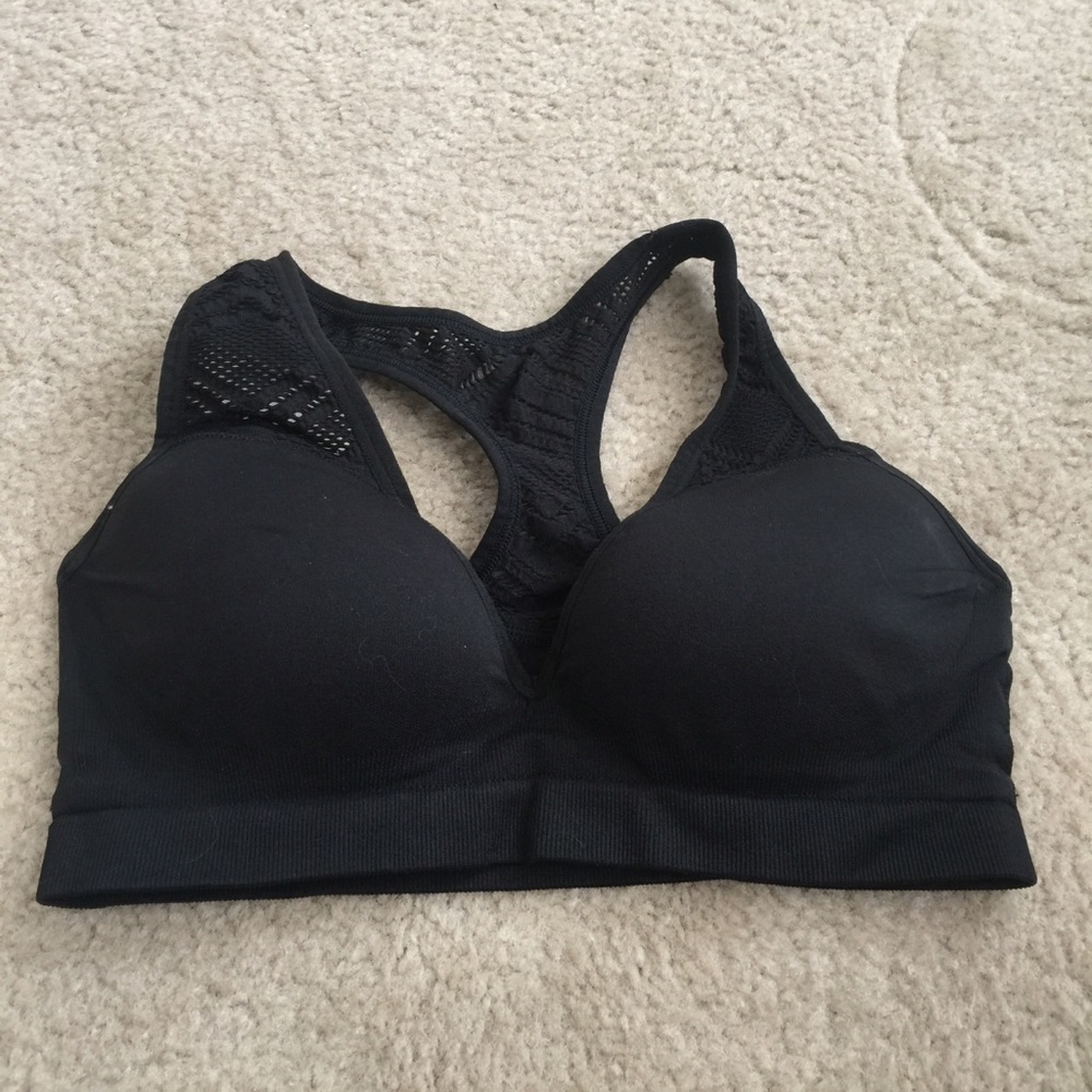 Black Victoria's Secret Pink sports bra
