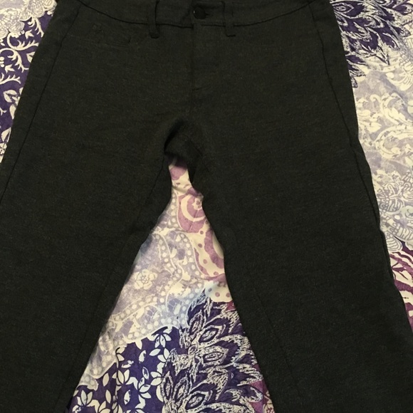 Stretch pants - Picture 2 of 2