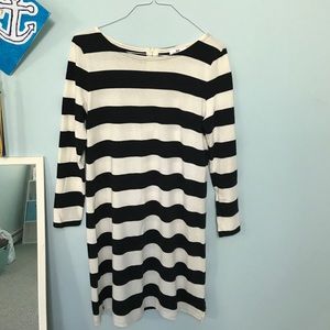 Vineyard Vines longsleeve dress