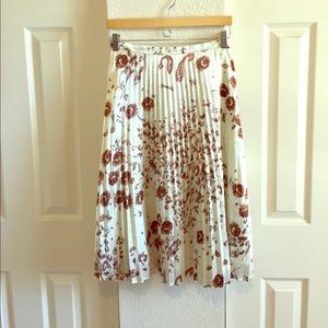 Silky floral skirt