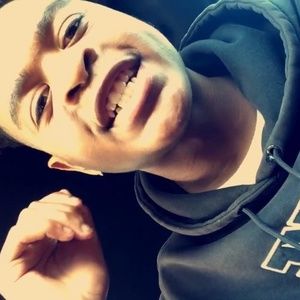 Meet your Posher, Cory