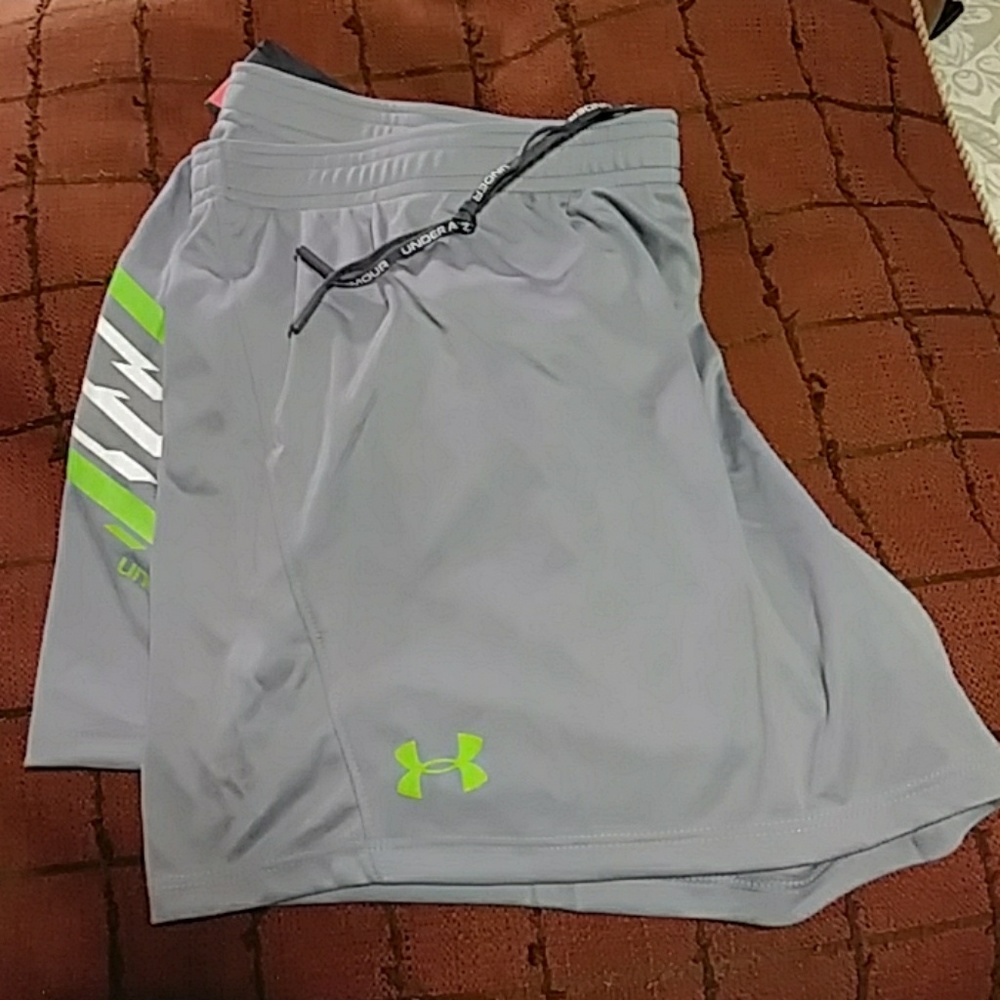 Under Armour active shorts, new