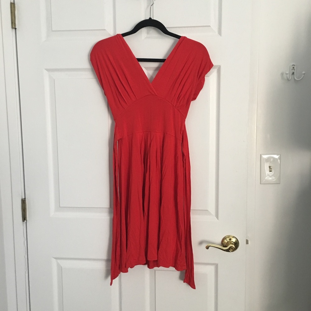 Plunging V, asymmetrical red dress