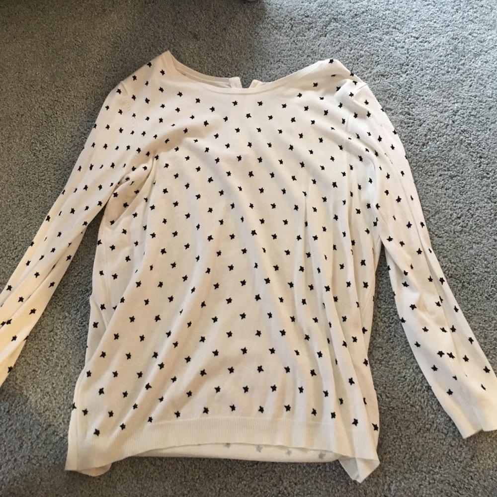 Long sleeved top with zipper back