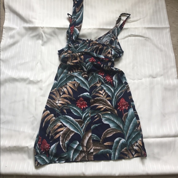 Forever 21 Tropical print dress w back zipper up - Picture 2 of 3