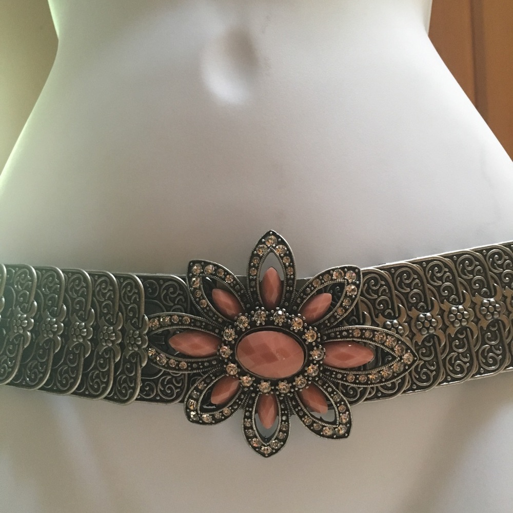 Vintage stretchy Metal rhinestone belt boutique