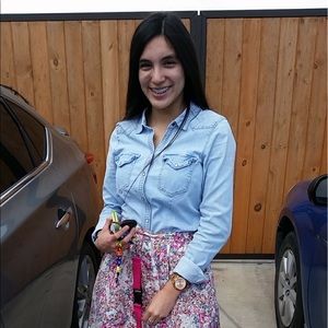 Meet your Posher, Jennifer