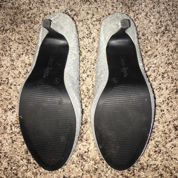 Silver glittery heels - Picture 4 of 4