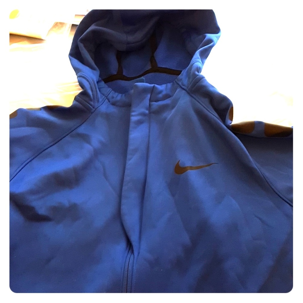 Nike therma-fit hoodie