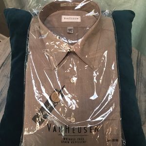 Men's Van Heusen Dress Shirt