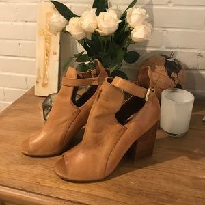 Chinese Laundry shoes