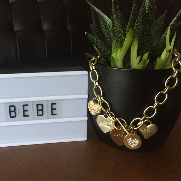 🌼 BOGO 🌼 Bebe necklace 🌼 - Picture 1 of 3