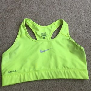 Nike pro dri fit sports bra