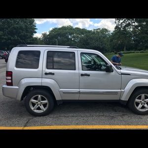 Meet your Posher, Joel