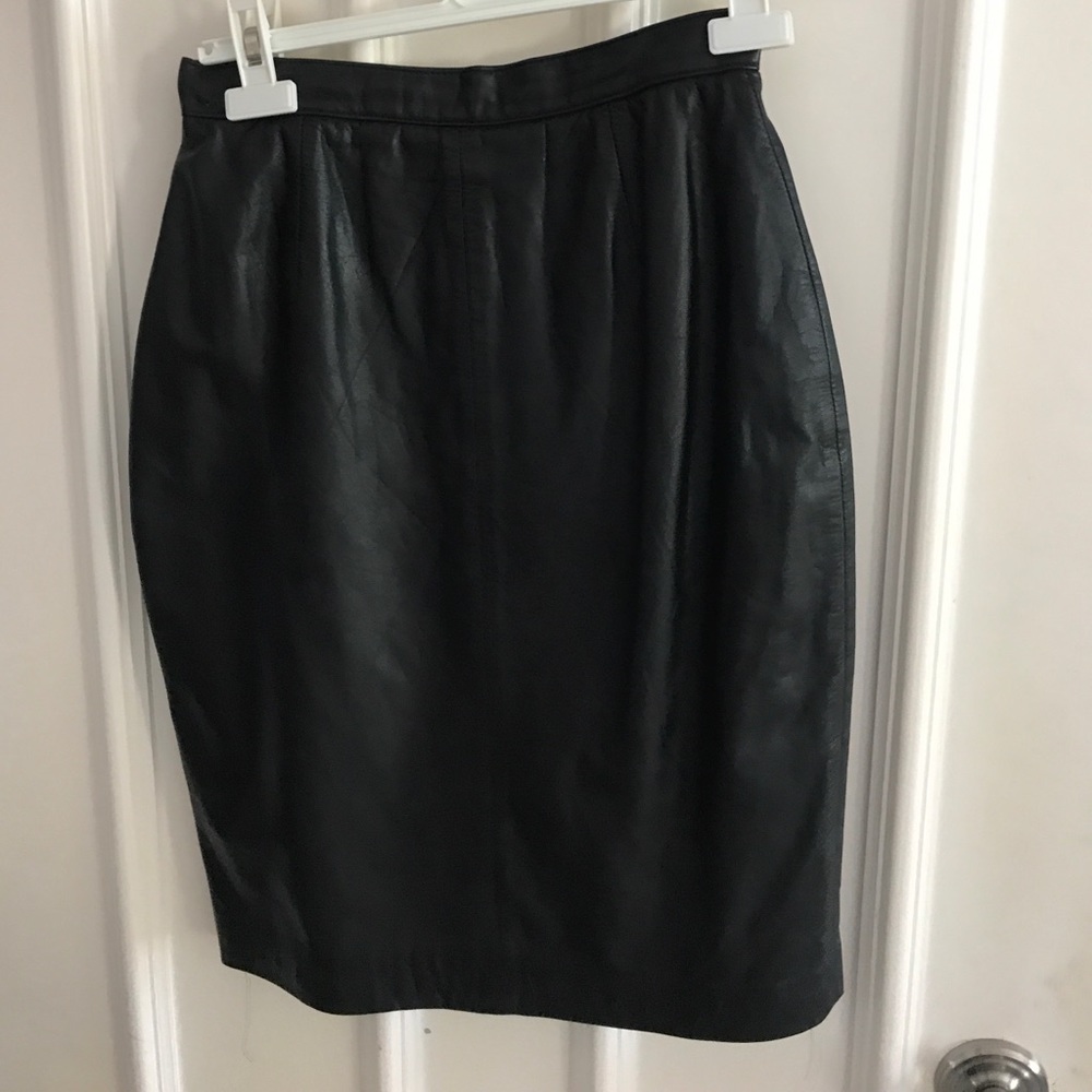 Leather skirt