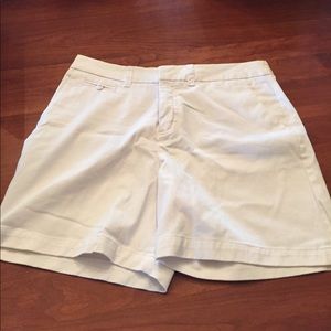 Women's size 10 white shorts