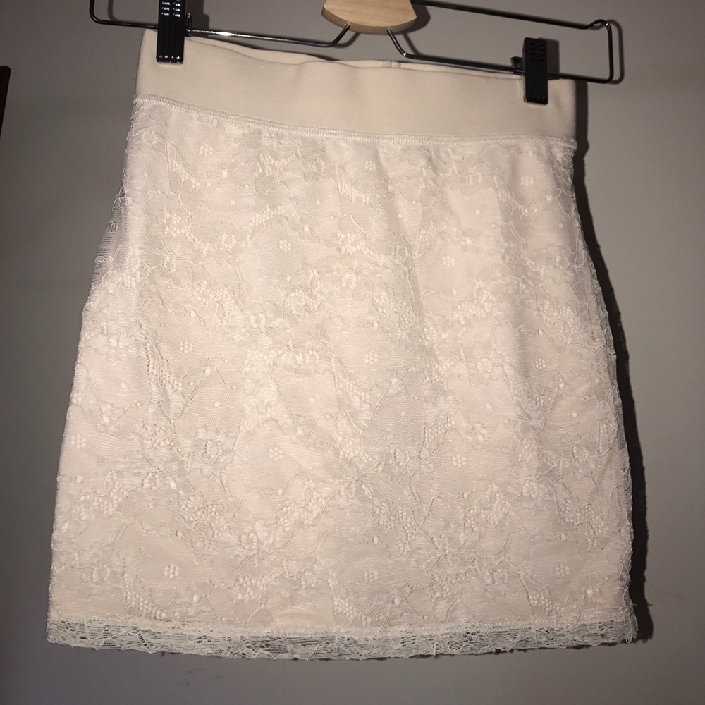 Lace body con skirt