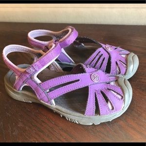 Girls Keen Sandals (Rose style) Size 13