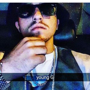 Meet your Posher, Nick