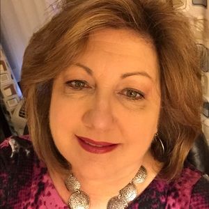 Meet your Posher, Diane